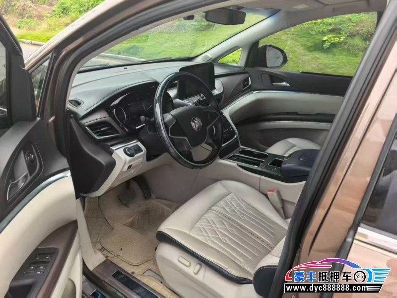 21年别克GL8轿车抵押车出售