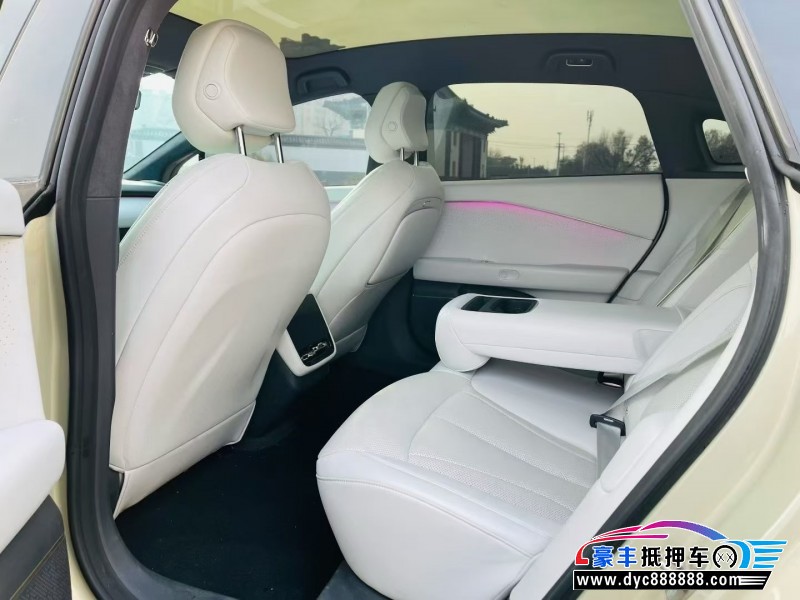 25年小鹏汽车P7轿车抵押车出售