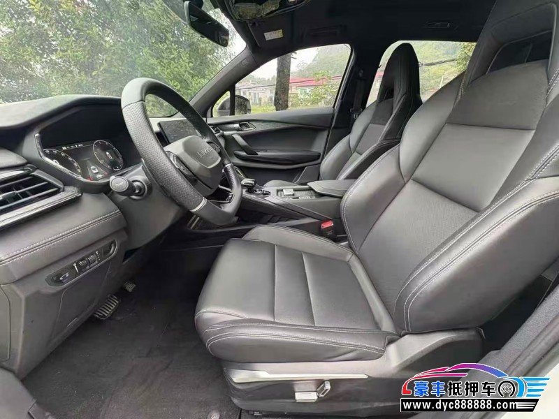 22年领克06轿车抵押车出售