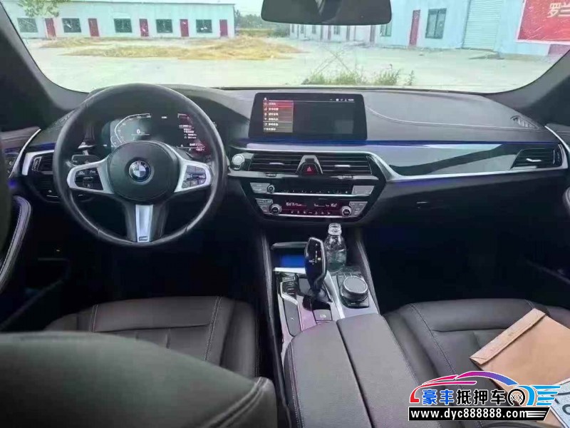 20年宝马5系轿车抵押车出售