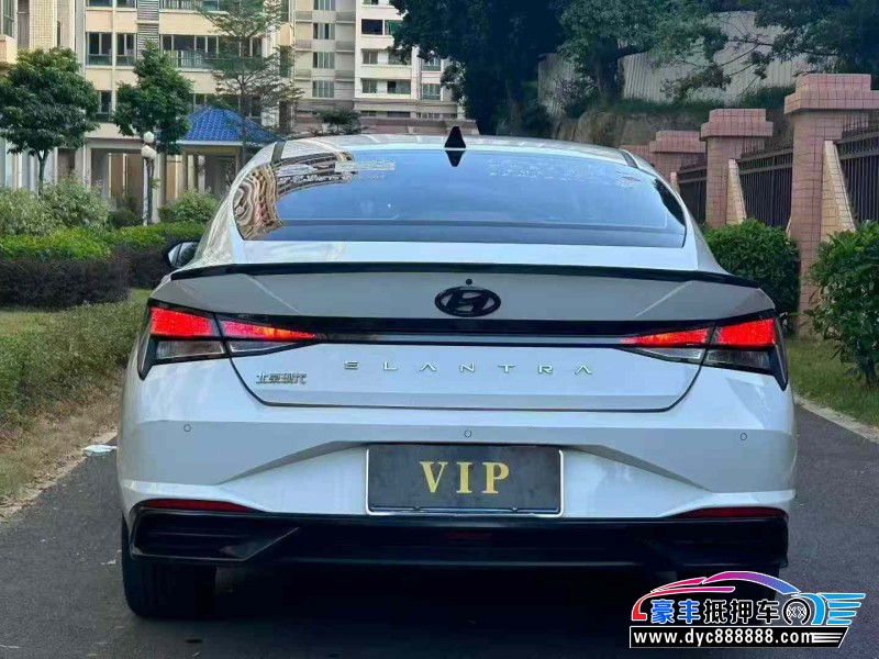 21年现代伊兰特轿车抵押车出售