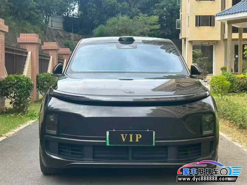 23年理想L9轿车抵押车出售