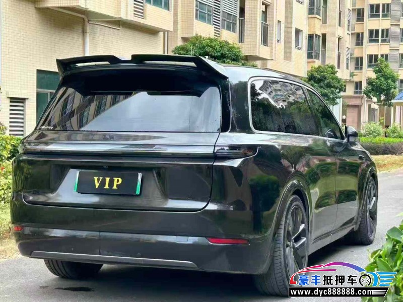 23年理想L9轿车抵押车出售