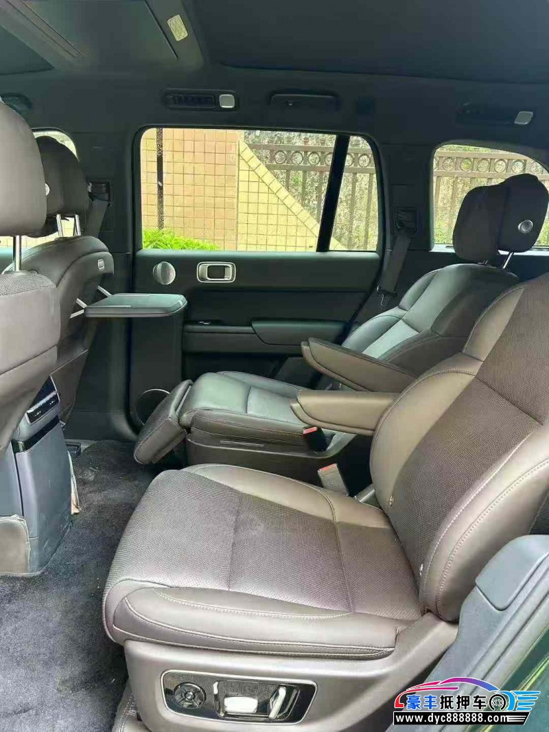 23年理想L9轿车抵押车出售