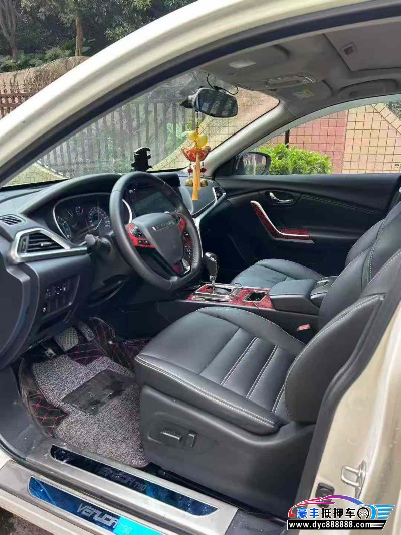 18年启辰T90轿车抵押车出售