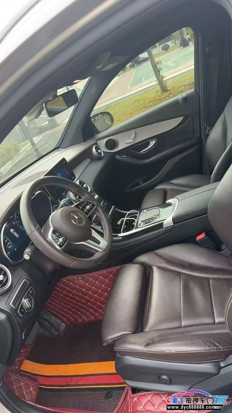 20年奔驰GLCSUV抵押车出售