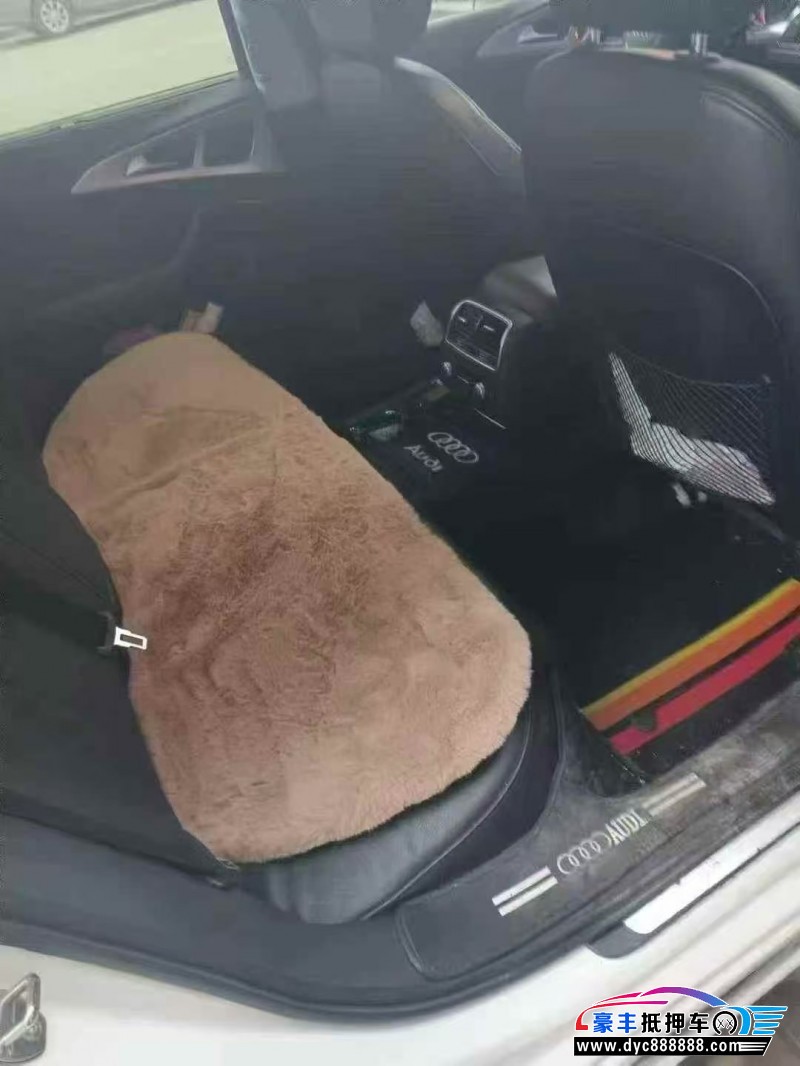 17年奥迪A6L轿车抵押车出售