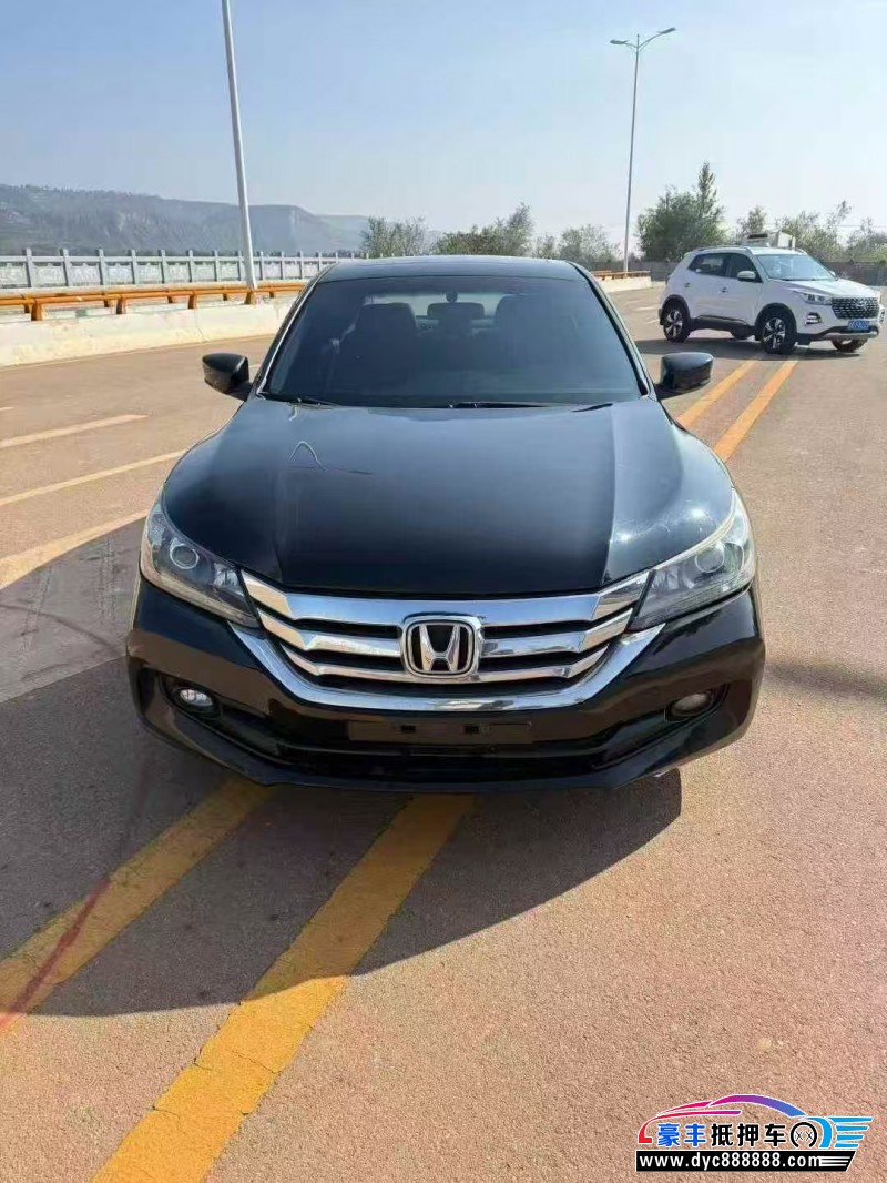 14年本田雅阁轿车抵押车出售