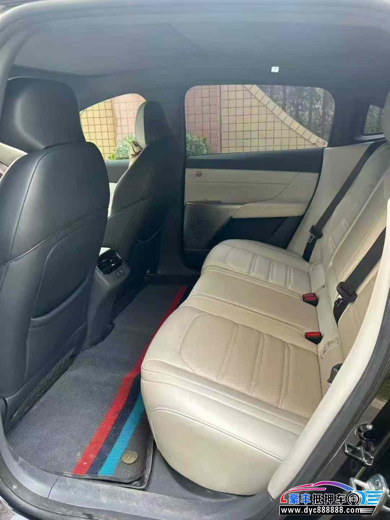 24年东风风神奕炫轿车抵押车出售