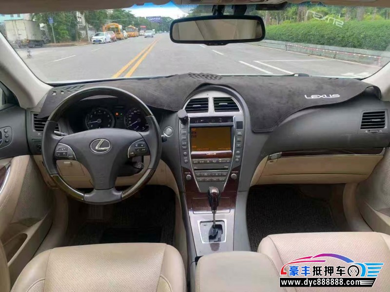 10年雷克萨斯ES轿车抵押车出售