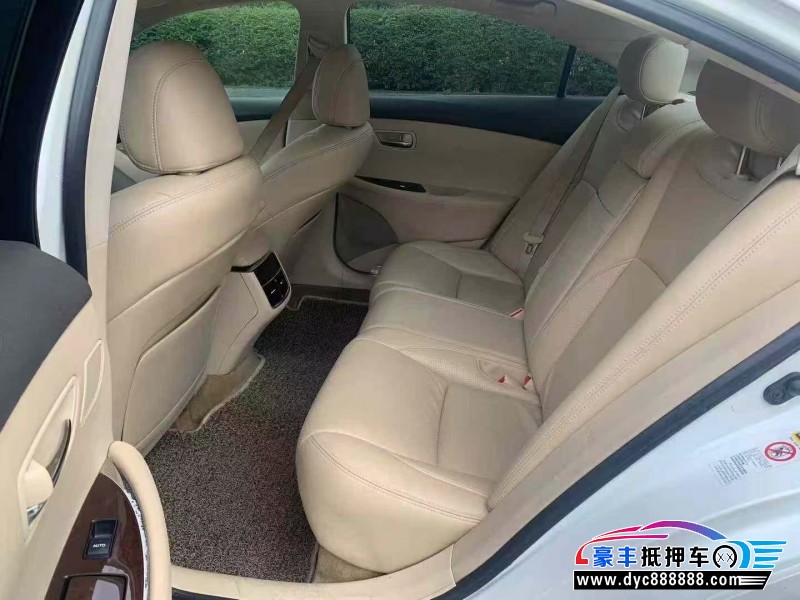 10年雷克萨斯ES轿车抵押车出售