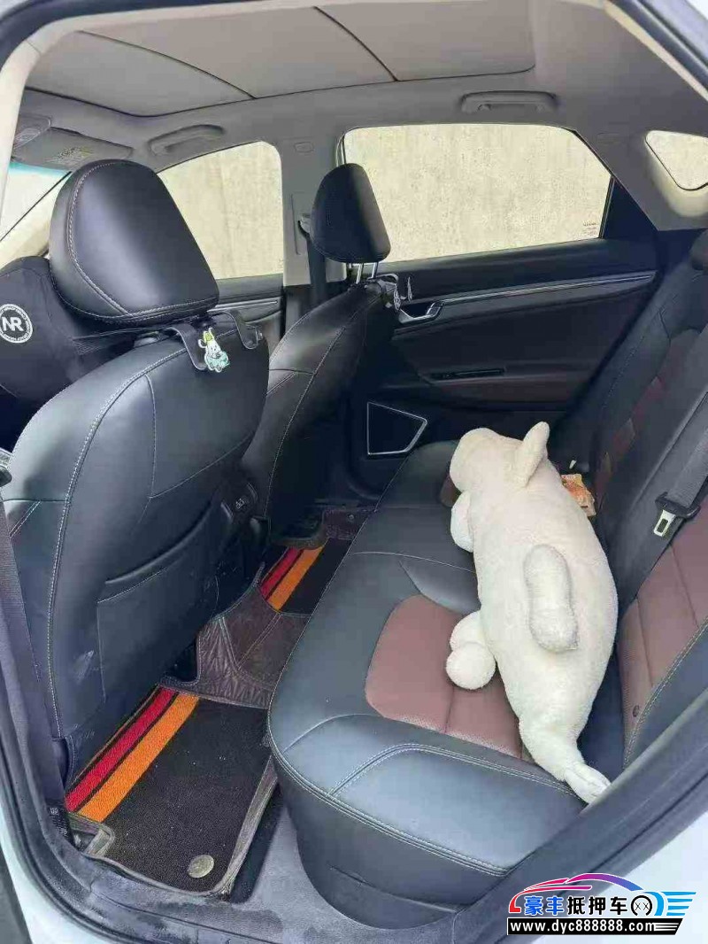 18年吉利帝豪轿车抵押车出售