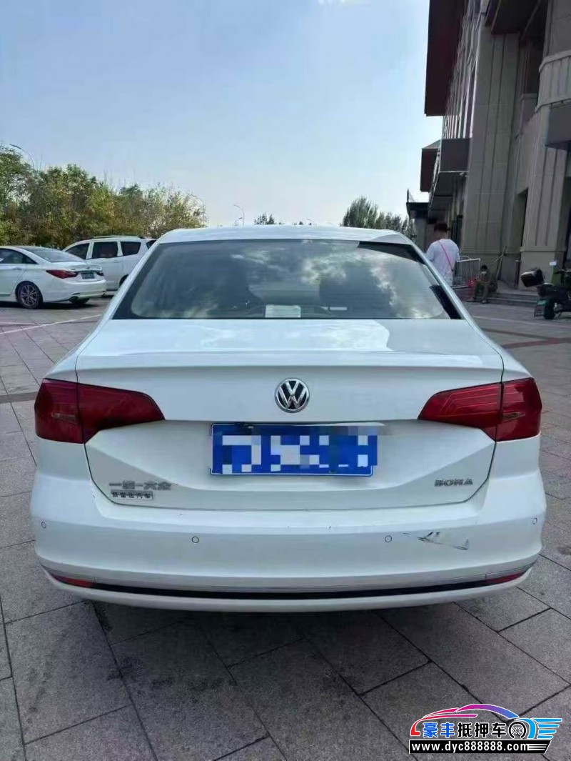 17年大众宝来轿车抵押车出售