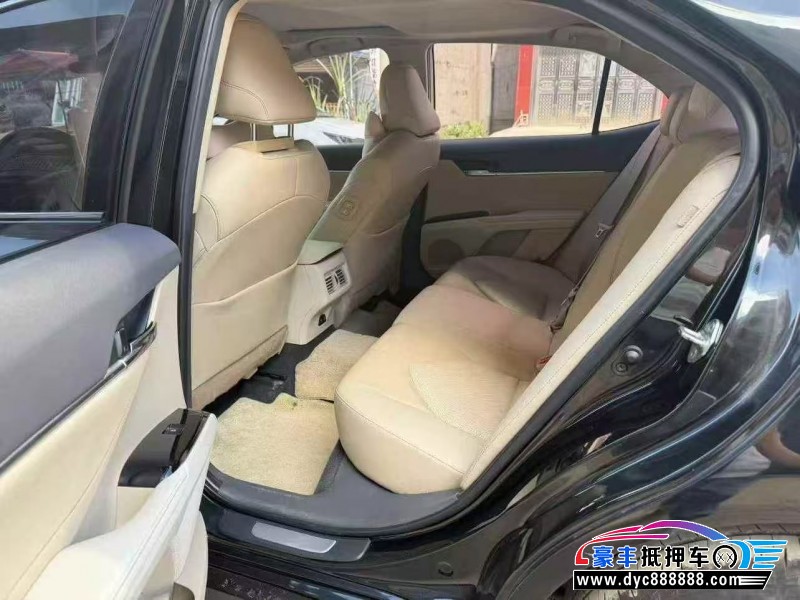 19年丰田凯美瑞轿车抵押车出售