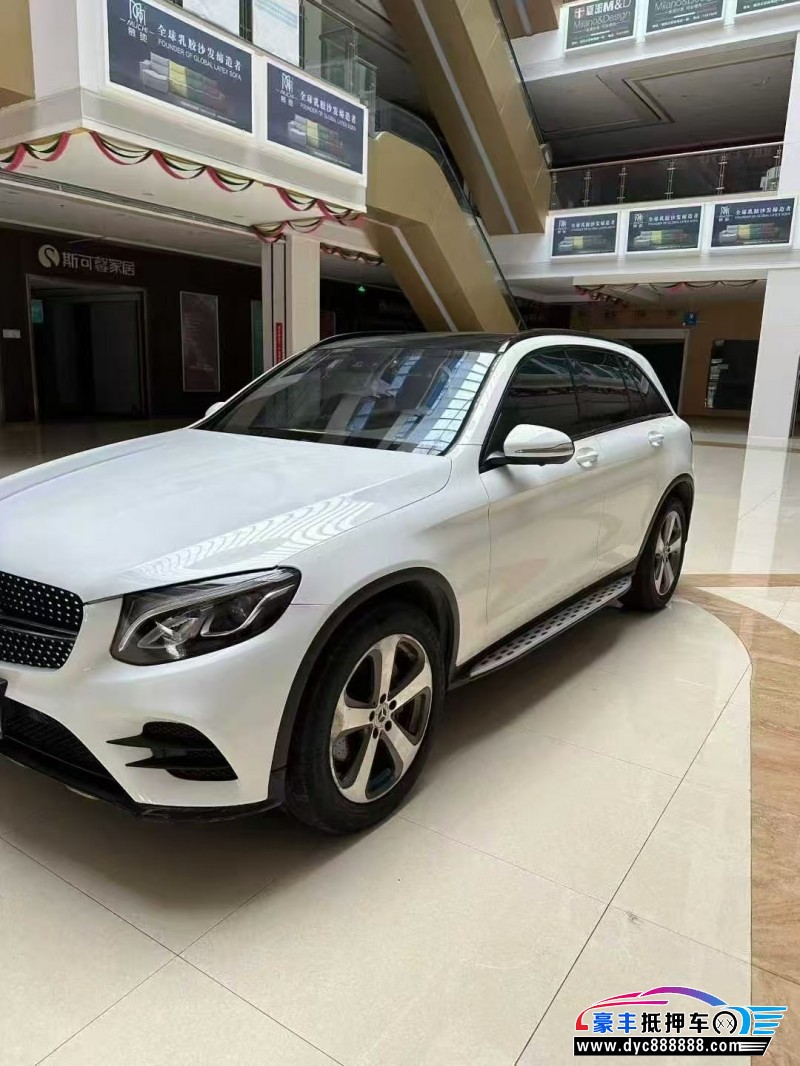 17年奔驰GLC轿车抵押车出售