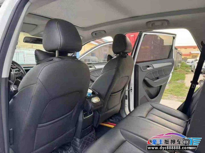 20年荣威RX5轿车抵押车出售