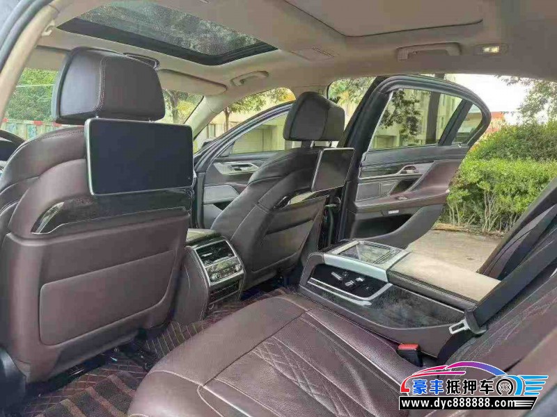 19年宝马7系轿车抵押车出售