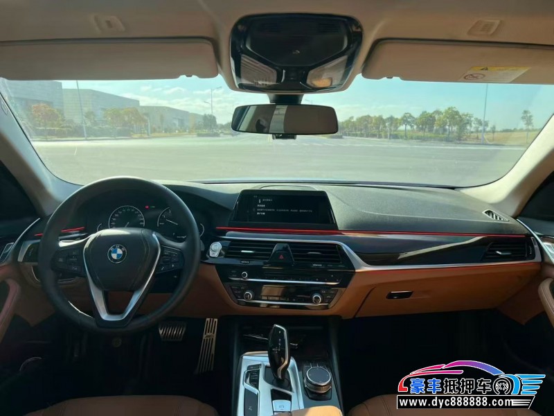 18年宝马5系轿车抵押车出售