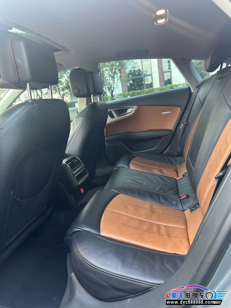 15年奥迪A7轿车抵押车出售