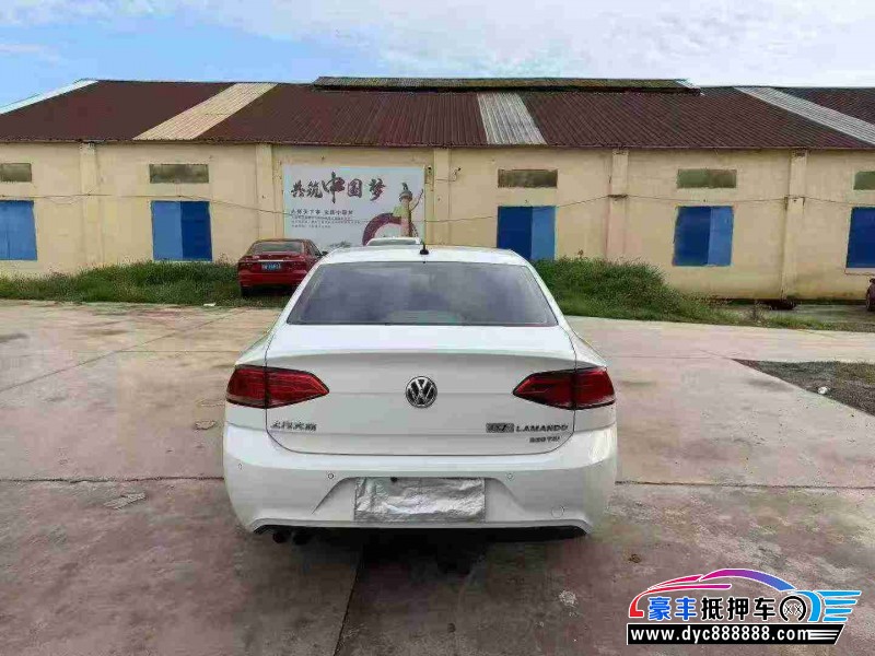 17年大众凌渡轿车抵押车出售