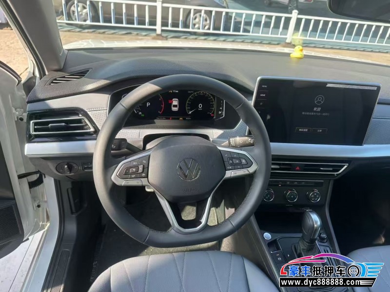 25年大众朗逸轿车抵押车出售