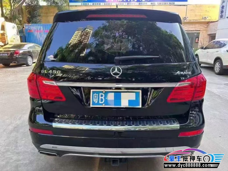 16年奔驰GL轿车抵押车出售