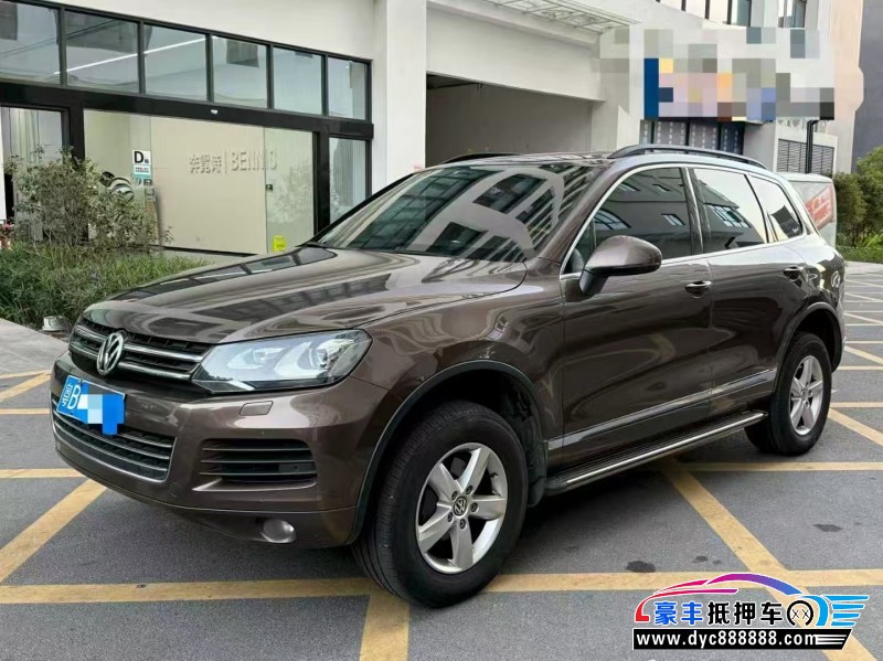 12年大众途锐轿车抵押车出售