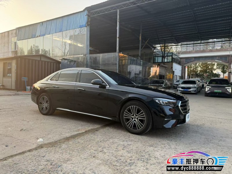 24年奔驰E轿车抵押车出售