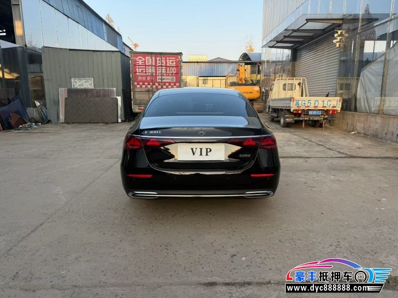 24年奔驰E轿车抵押车出售