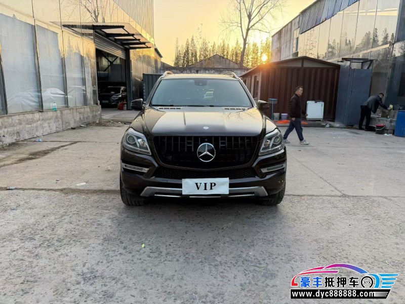 15年奔驰GLSUV抵押车出售