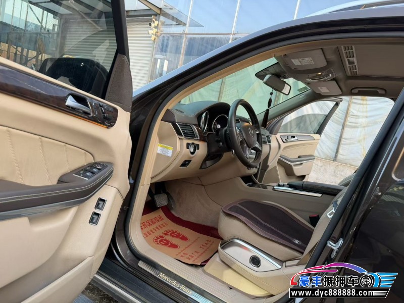 15年奔驰GLSUV抵押车出售