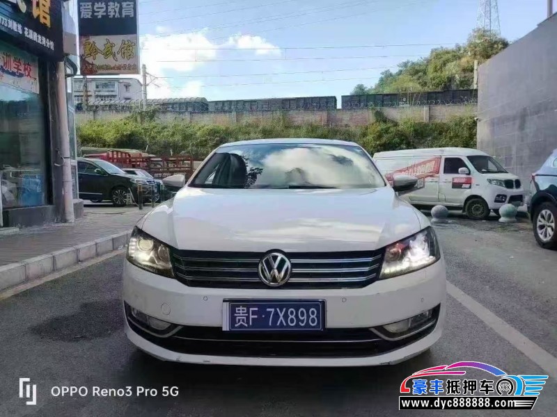 抵押车出售16年大众桑塔纳轿车