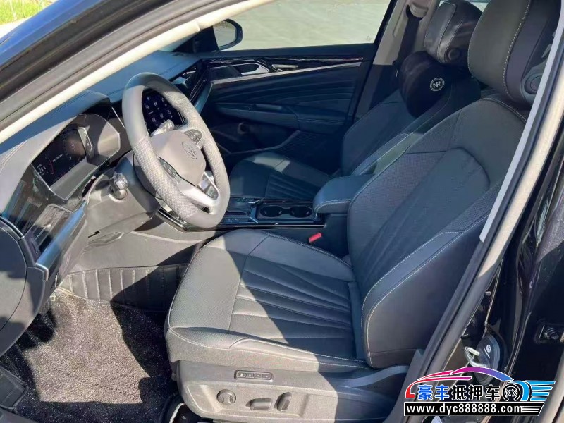 25年大众帕萨特轿车抵押车出售