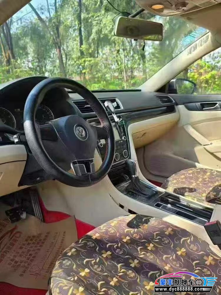 14年大众帕萨特轿车抵押车出售