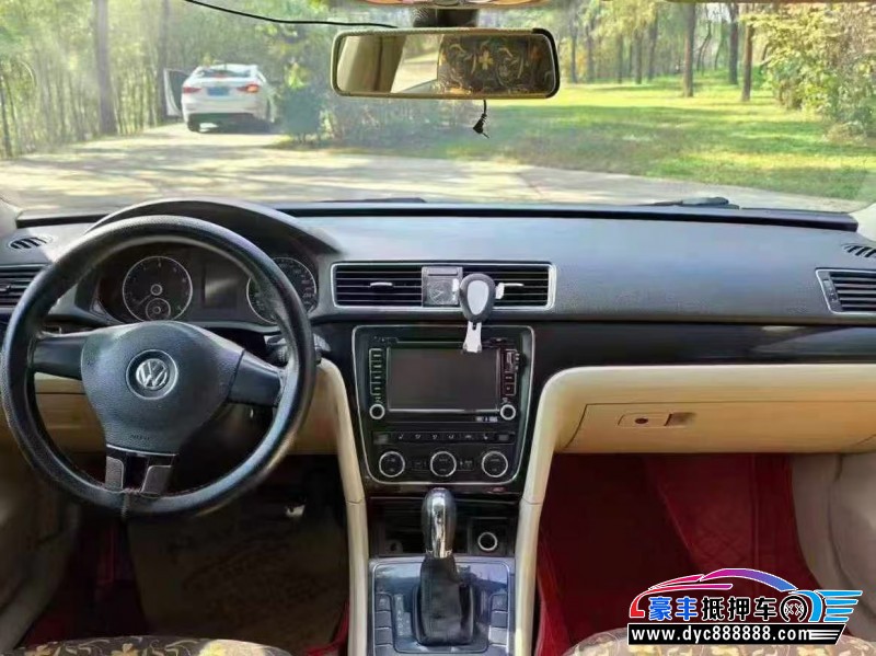 14年大众帕萨特轿车抵押车出售