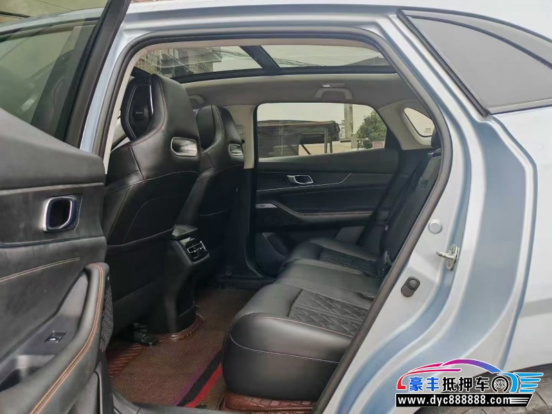 22年长安长安UNI轿车抵押车出售