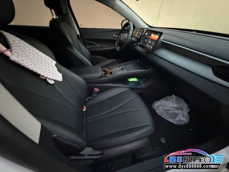 25年比亚迪海豹轿车抵押车出售