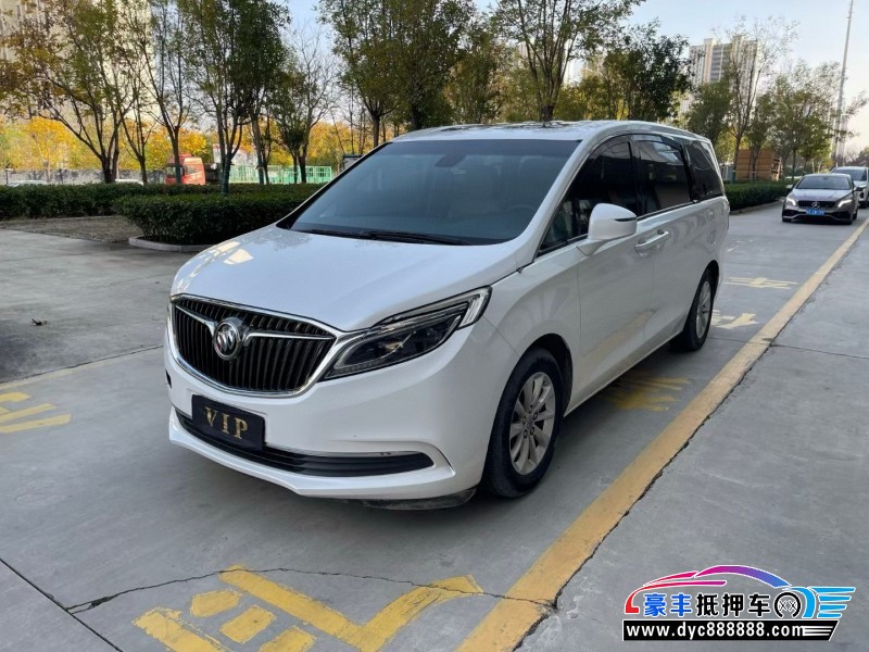 17年别克GL8轿车抵押车出售