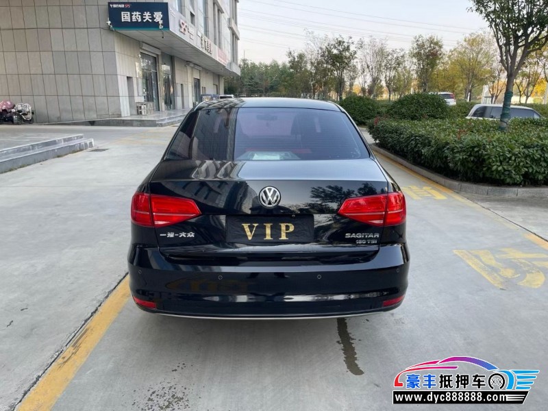 18年大众速腾轿车抵押车出售