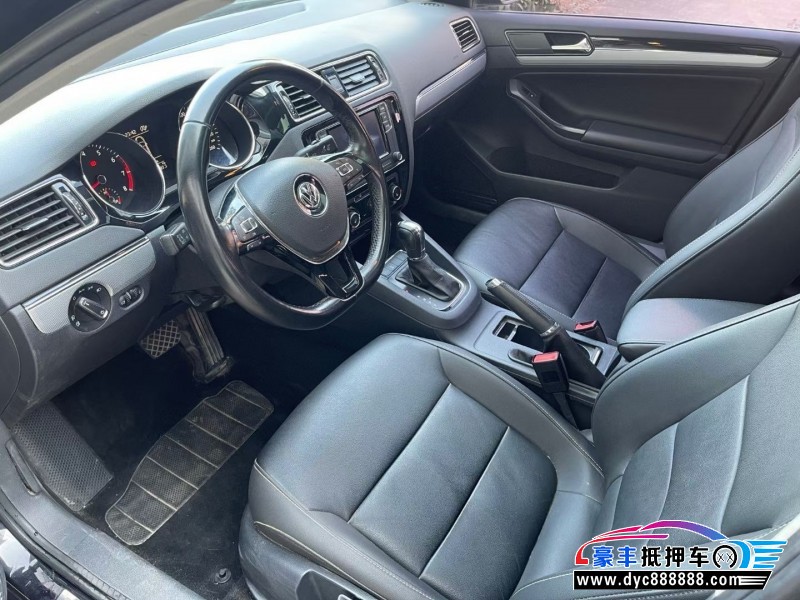 18年大众速腾轿车抵押车出售