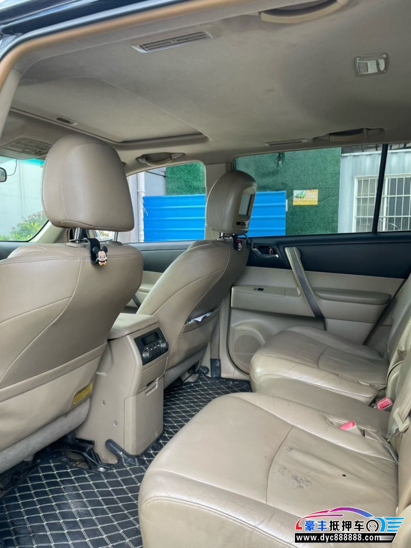 11年丰田汉兰达轿车抵押车出售