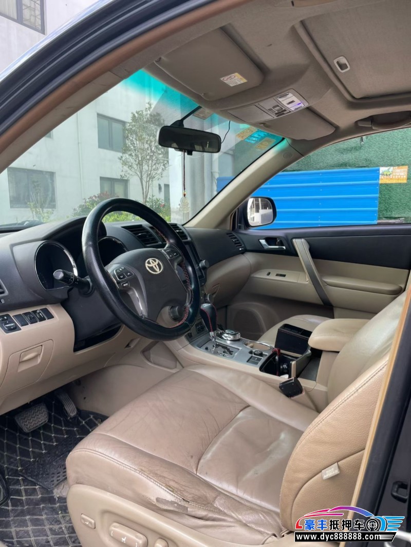 11年丰田汉兰达轿车抵押车出售