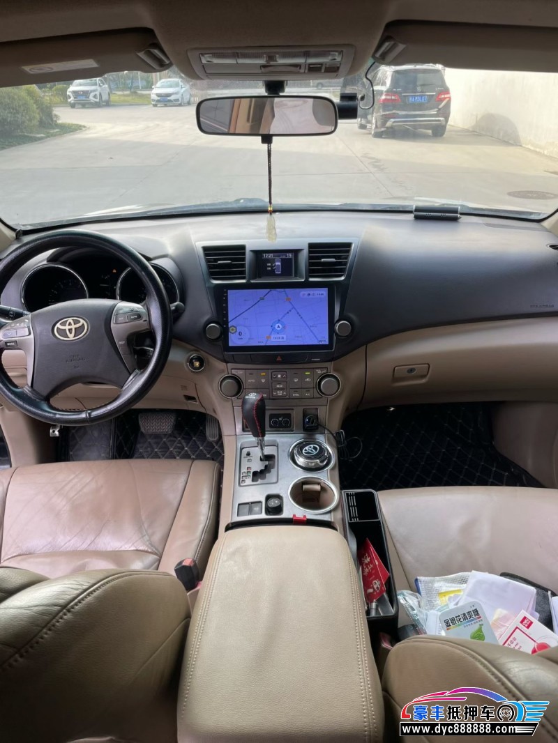 11年丰田汉兰达轿车抵押车出售