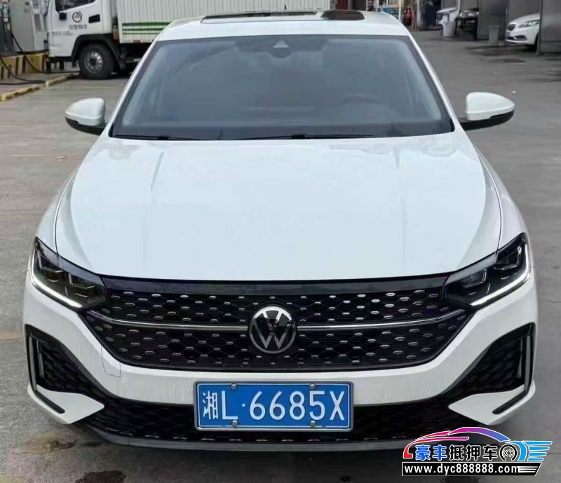 25年大众朗逸轿车抵押车出售