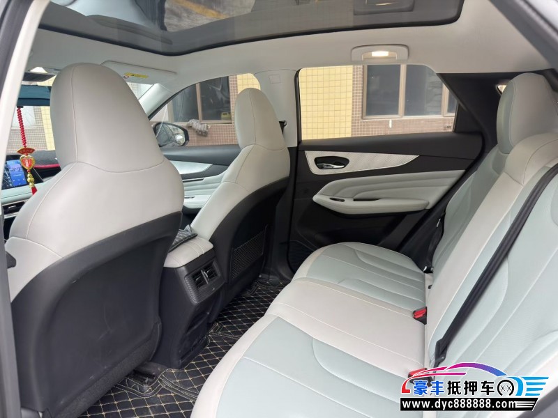 24年启辰大V轿车抵押车出售