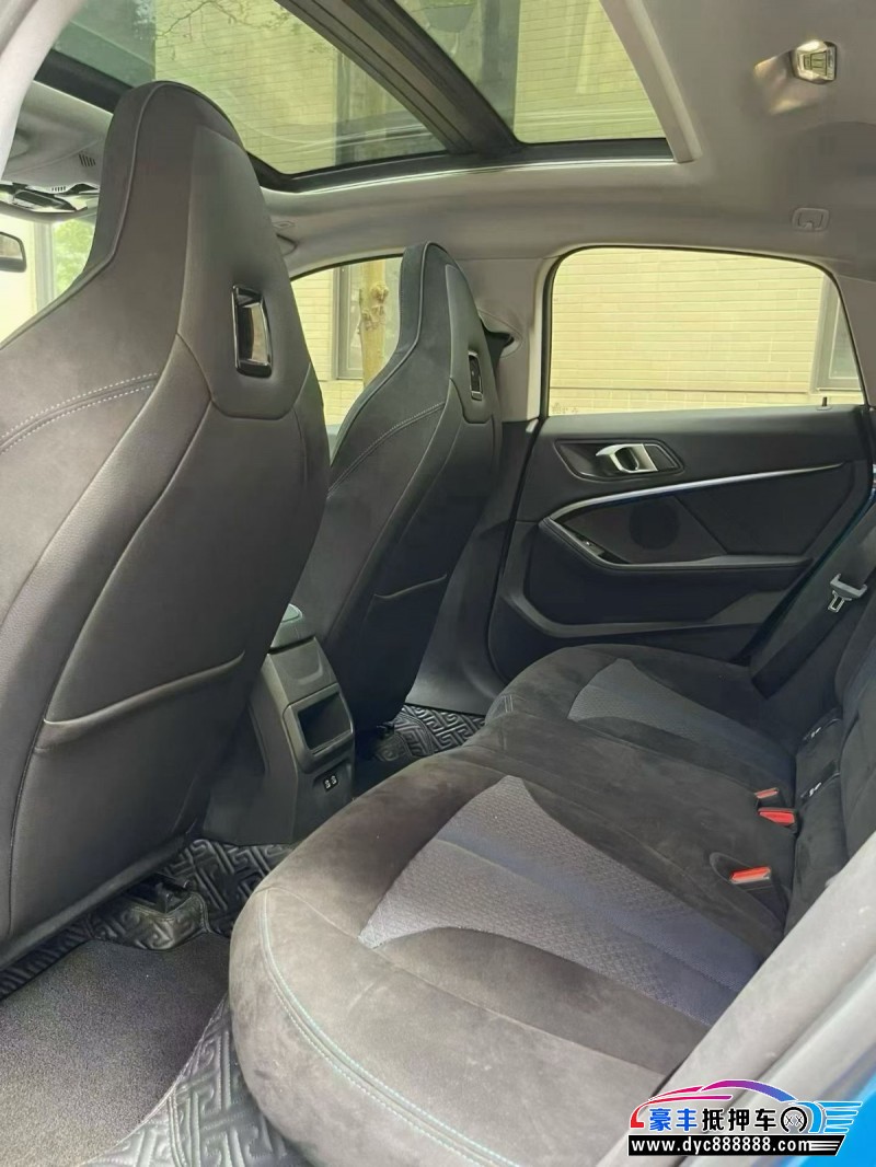 23年宝马2系轿车抵押车出售