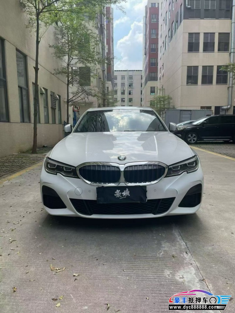 20年宝马3系轿车抵押车出售