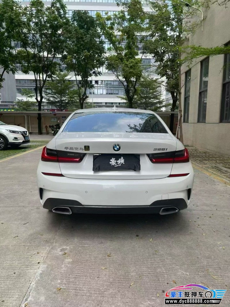 20年宝马3系轿车抵押车出售