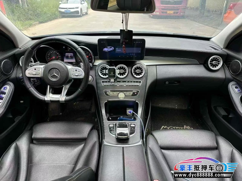 16年奔驰C轿车抵押车出售