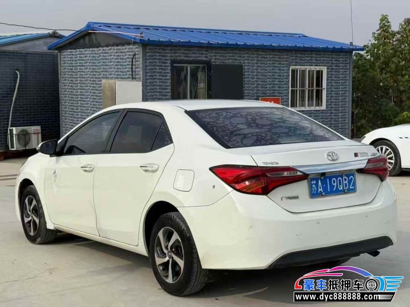 17年丰田雷凌轿车抵押车出售